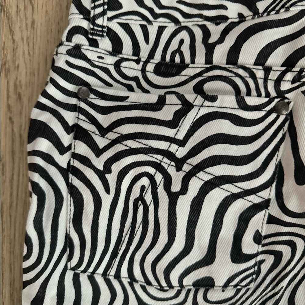 Ragged Zebra Print Denim Jeans - Picture 6 of 11